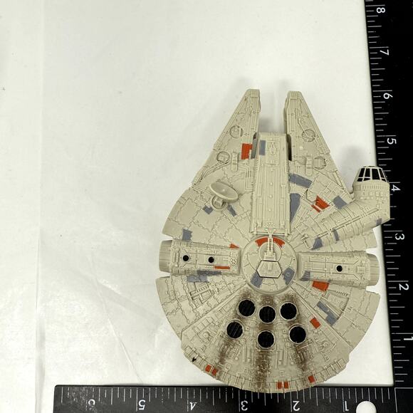 Star Wars Command Epic Assault Millennium Falcon Pull-Back Model B3 6" (2014) - Picture 6 of 6